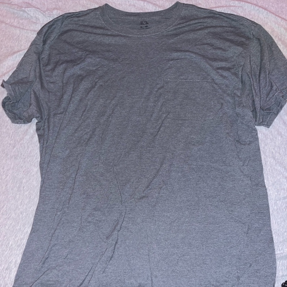 plain pocket tee